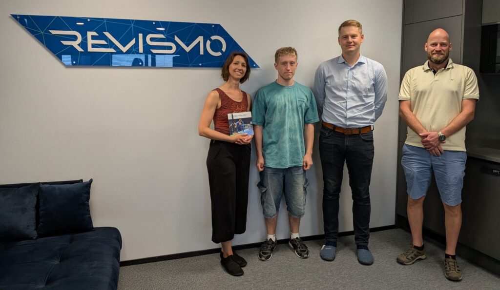 International Engineering Internship at Revismo
